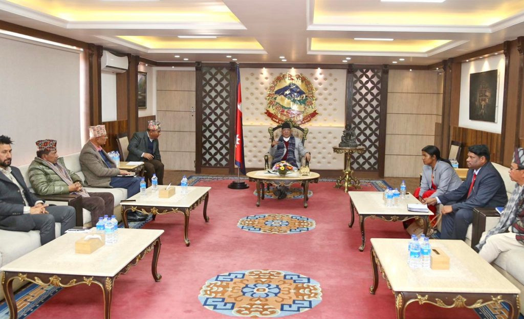 मन्त्रालय थप्नुपर्ने माओवादीको मागमा कांग्रेसको असहमती