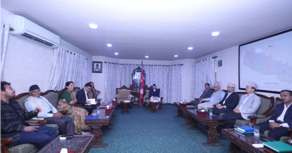 सभामुख देवराज घिमिरे र निःवर्तमान राजनीतिक दलहरुका प्रमुख सचेतकहरुबीचको छलफल शुरु