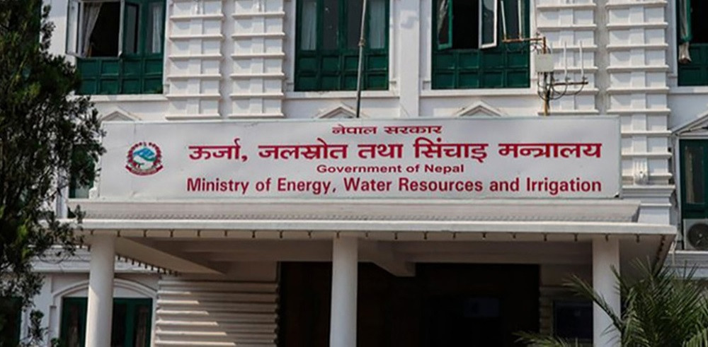 वर्षोंदेखि अलपत्र सिँचाइतर्फका २२ वटा रुग्ण ठेक्का तोडियो