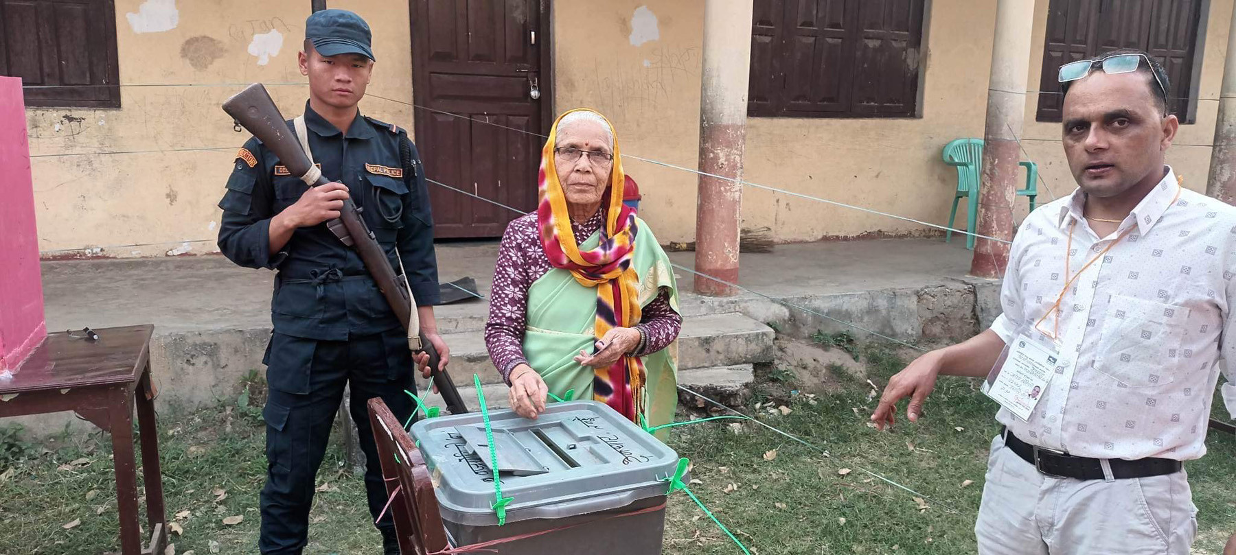 बारा–२ उपनिर्वाचनः  एकघण्टामा पाँच प्रतिशत मतदान खस्यो
