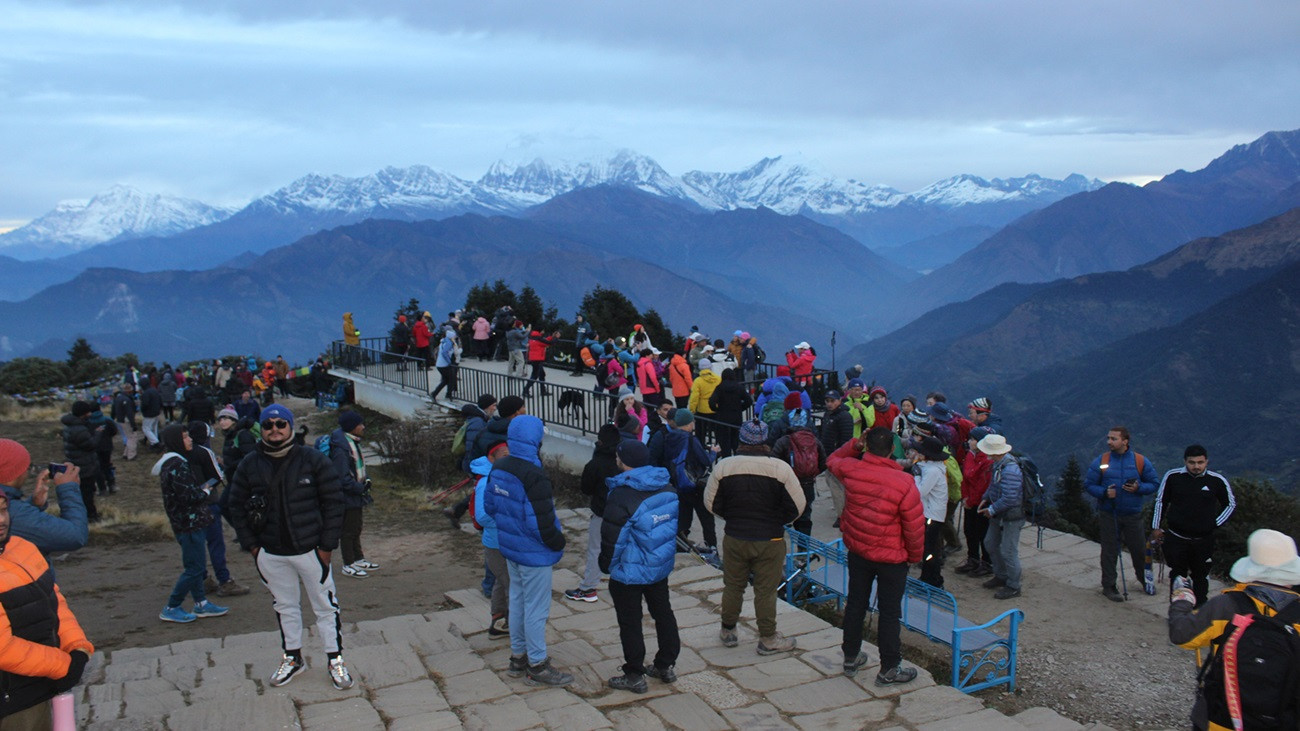 म्याग्दीको पुनहिलमा पर्यटक