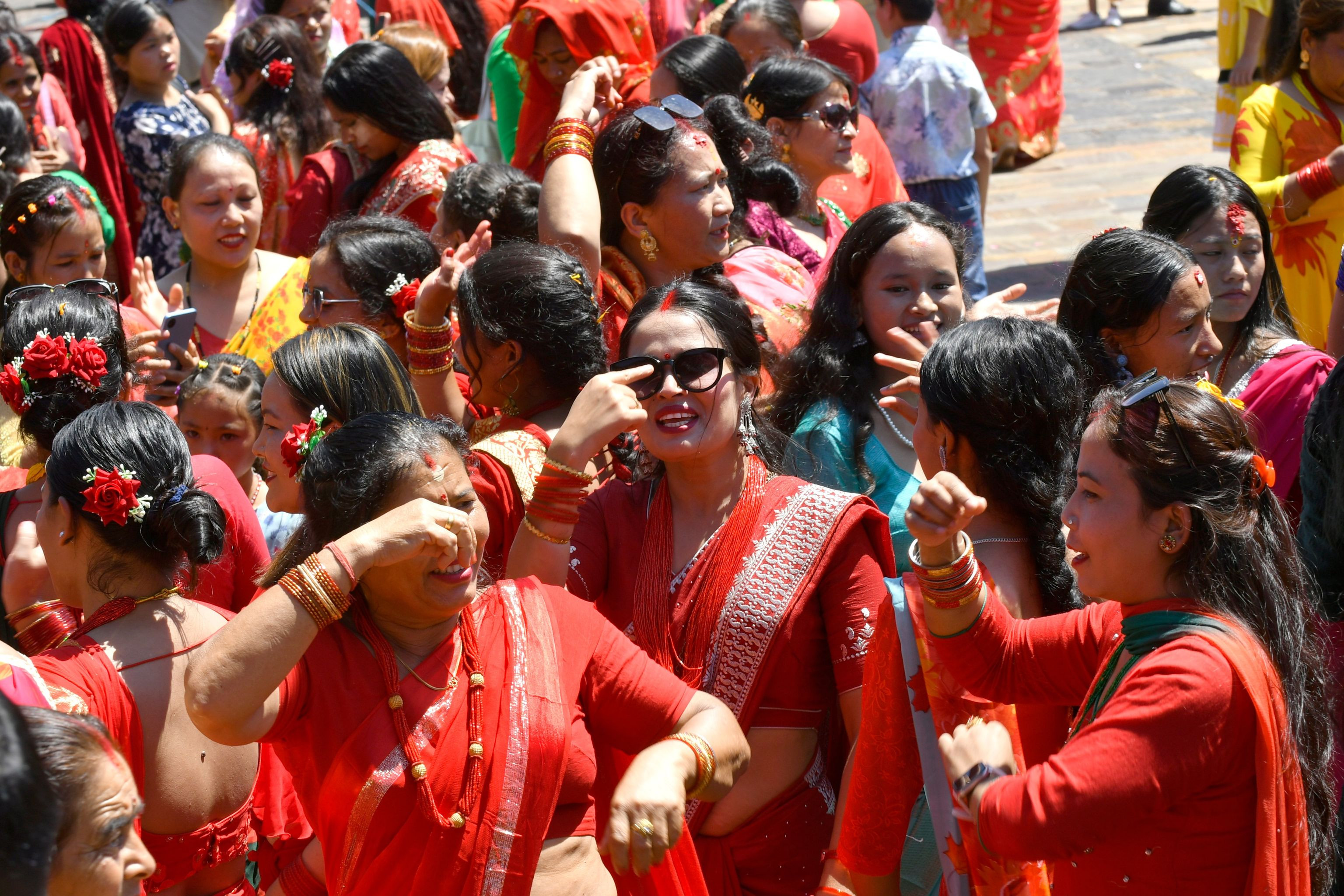 पशुपतिनाथलगायत देशभरका शिवालयमा व्रतालुको रौनक