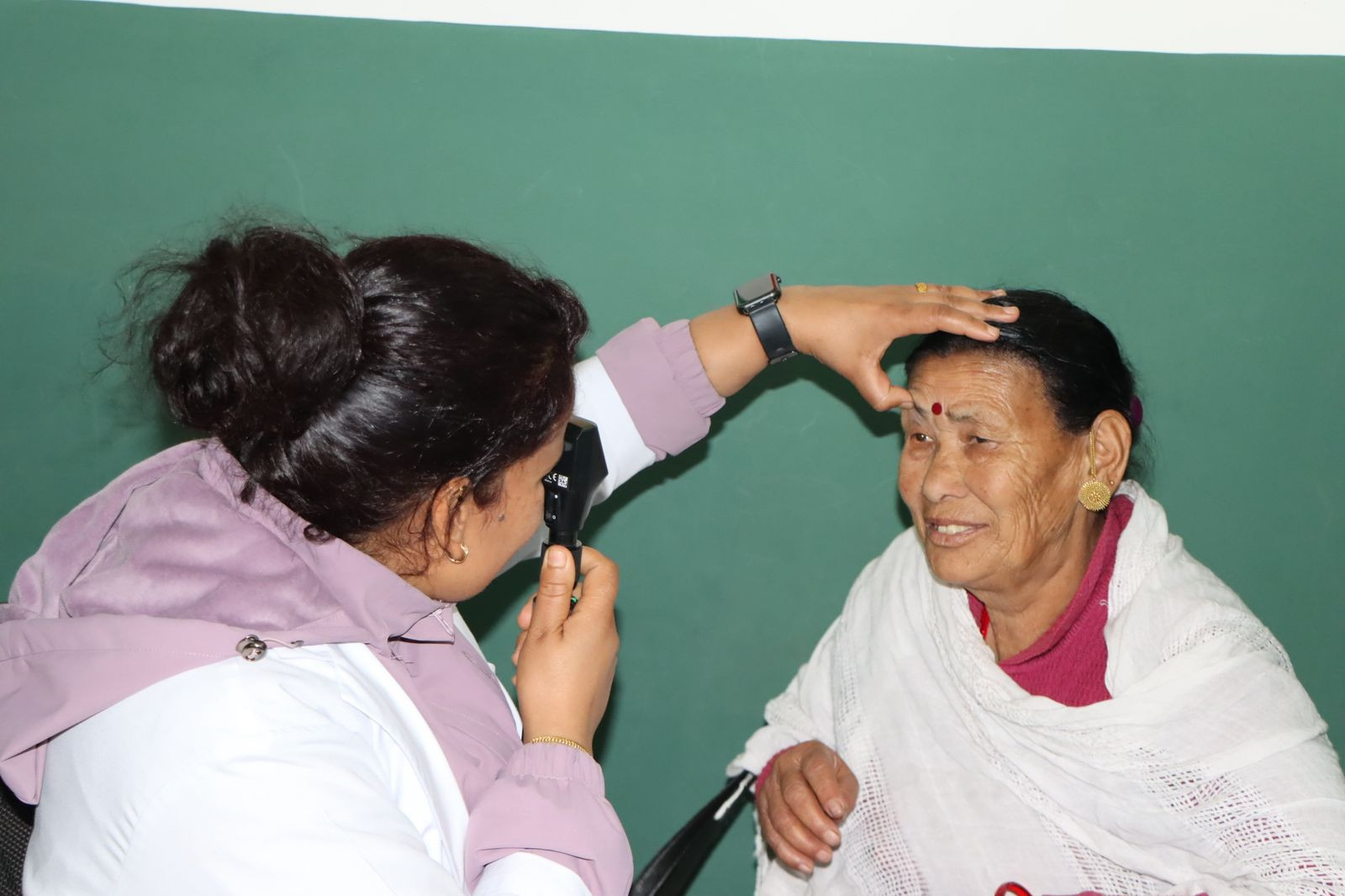 नेपाल नेत्रज्योति संघद्धरा एक बर्षमा ३४ हजार बढि आँखाको निःशुल्क शल्यक्रिया