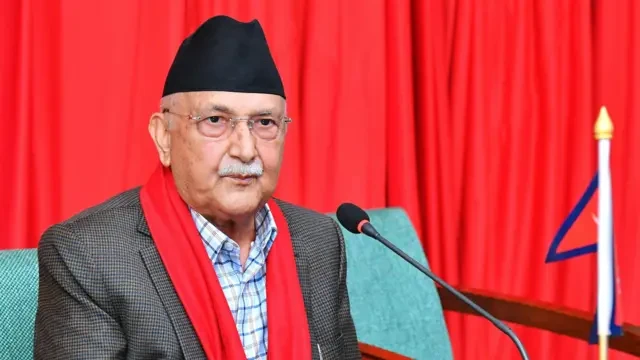 एमालेका अध्यक्ष केपी शर्मा ओली सोमबार झापा जादैँ