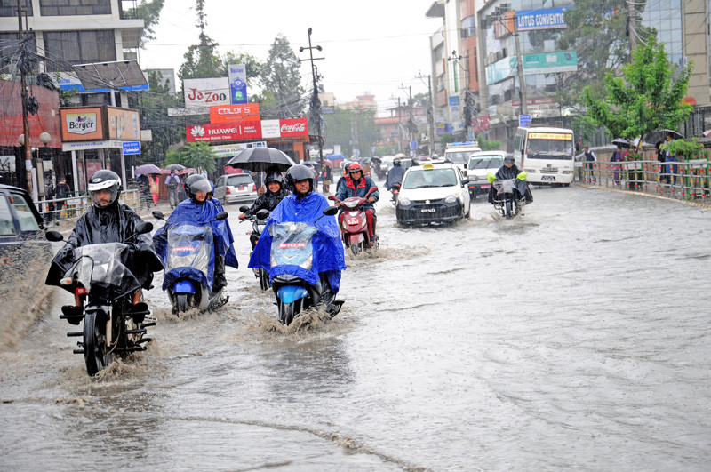 देशभर मनसुनी वर्षा, सतर्कता अपनाउन अनुरोध