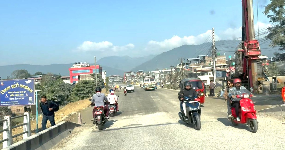 नारायणी पुलमा आज र भोलि राति गाडी चलाउन रोक