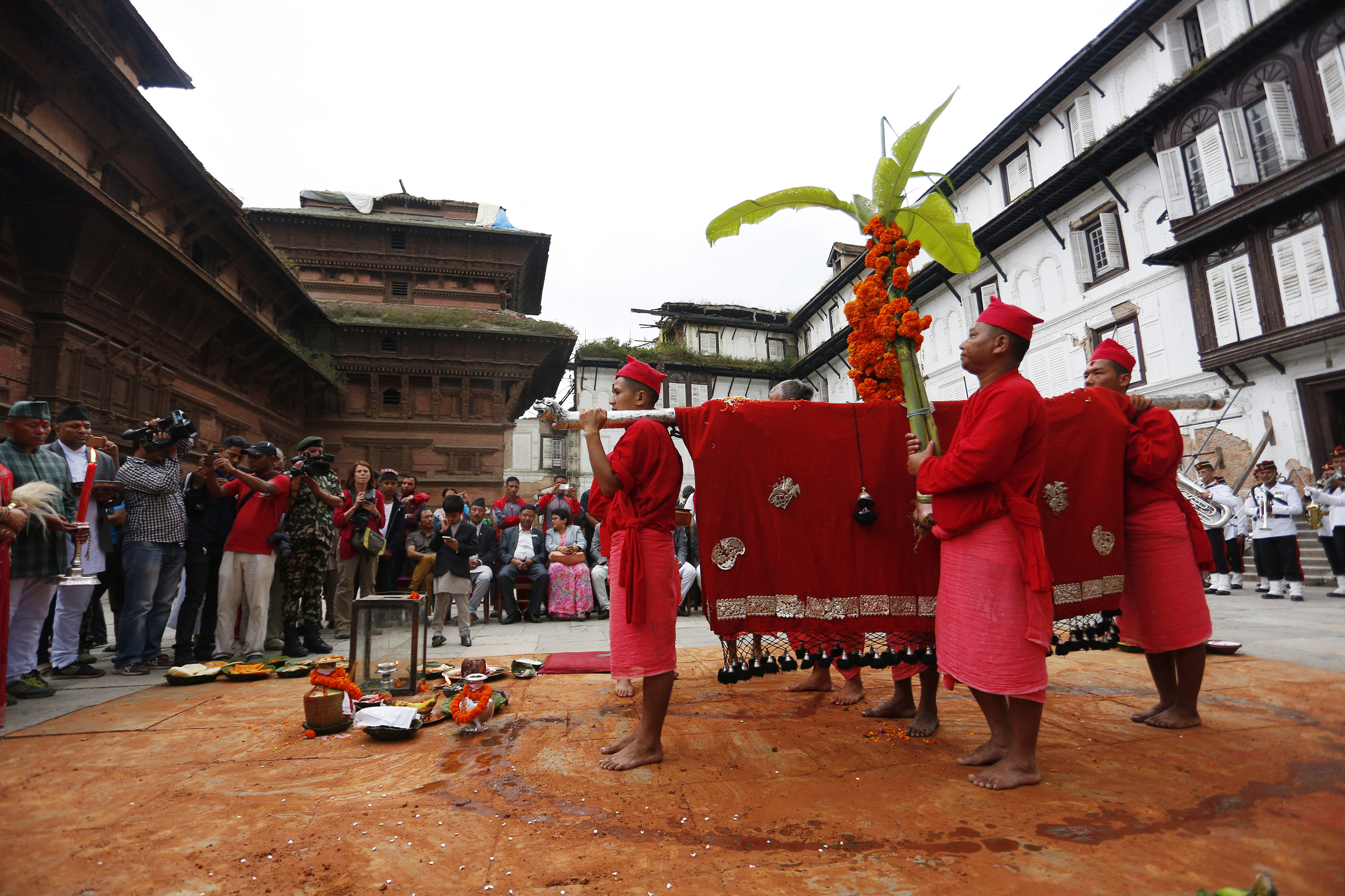 आश्विन शुक्ल सप्तमी: फूलपाती भित्र्याइँदै