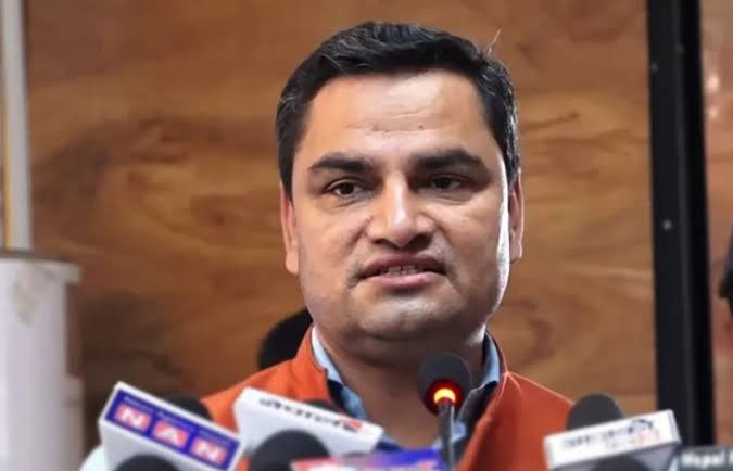 खुद्रा काममा मात्र नअल्झिई स्वास्थ्यको प्रणालीगत सुधारमा लाग्न सरकारलाई प्रदीप पौडेलको सुझाव