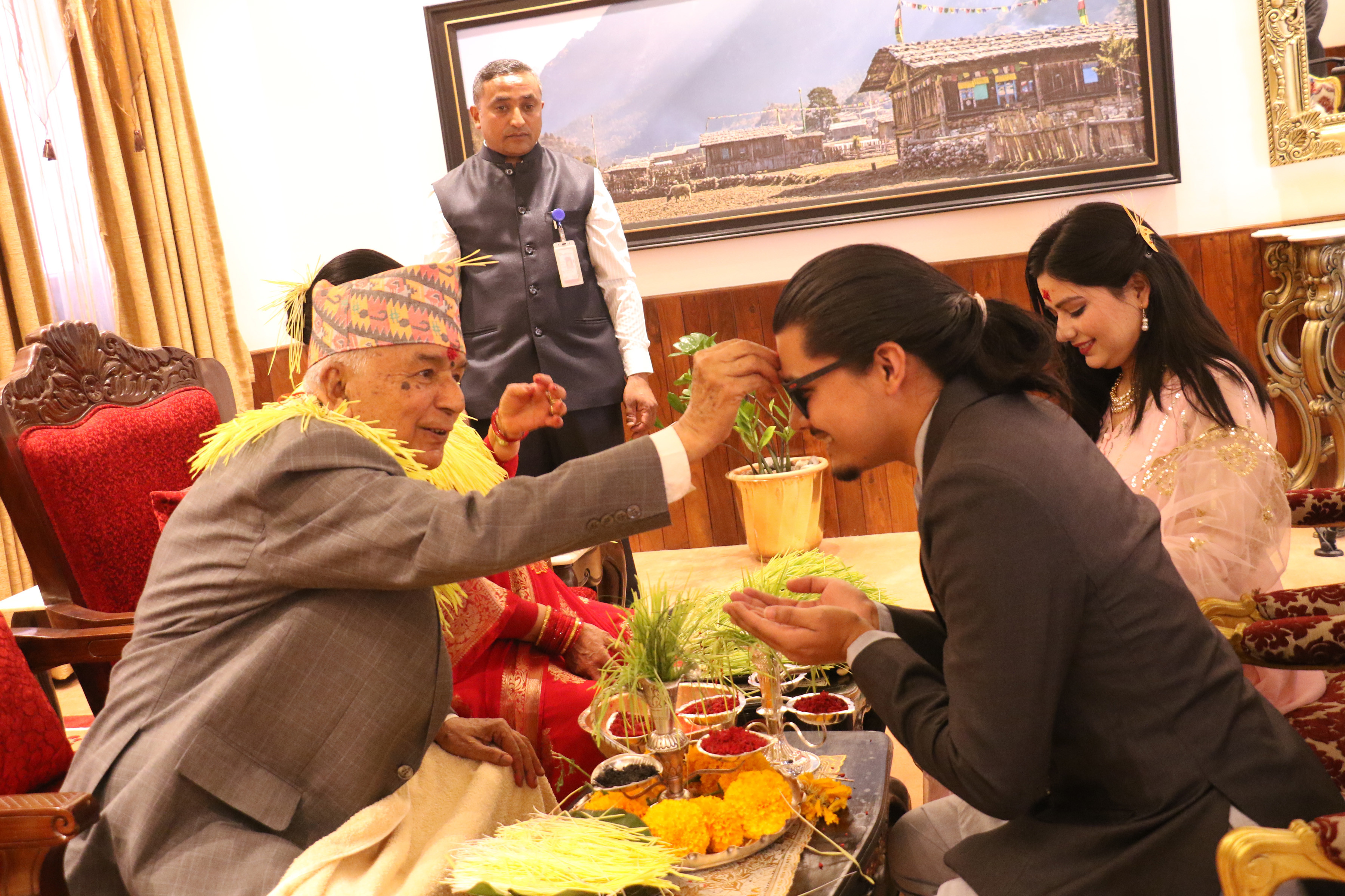 शीतल निवासमा दसैँ : राष्ट्रपतिले ५ बजेसम्म टीका लगाइदिने