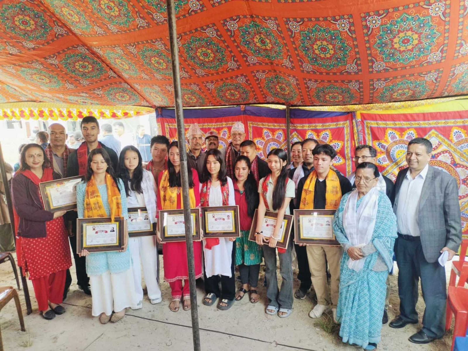 उमङ्ग टोलमा शुभकामना एवं सम्मान कार्यक्रम सम्पन्न्