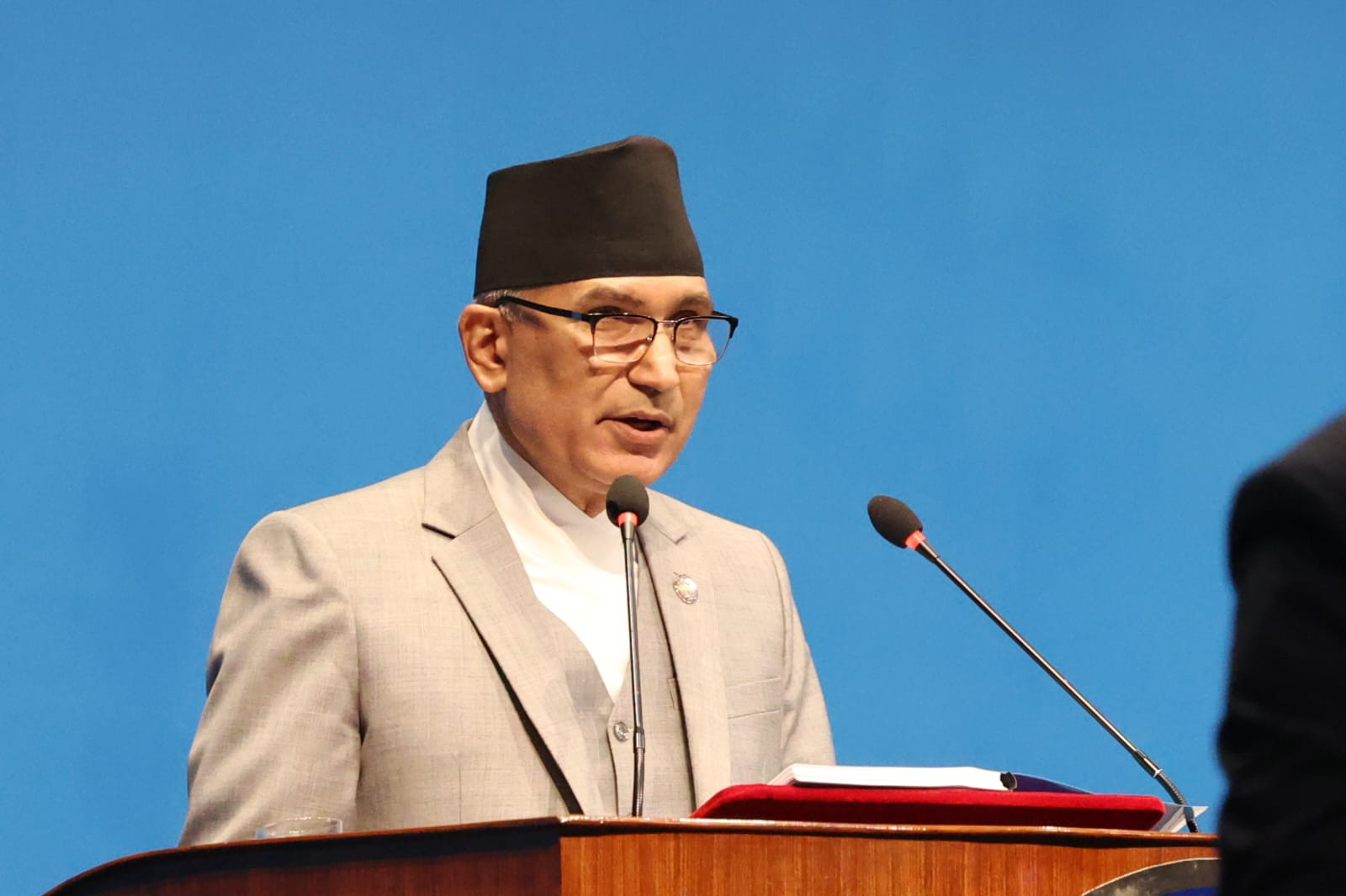 समाजिक सुरक्षाका लागि १ खर्ब ९ अर्ब रुपैयाँ, वृद्धभत्ताको उमेर बढेन