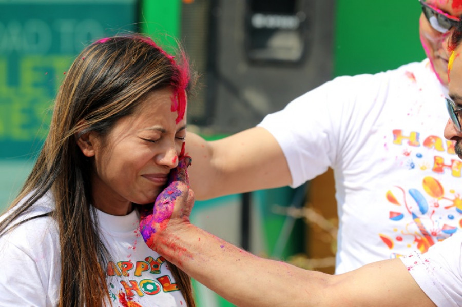 होलीको नाममा उच्छृङ्खल क्रियाकलाप नगर्न प्रहरीको आग्रह