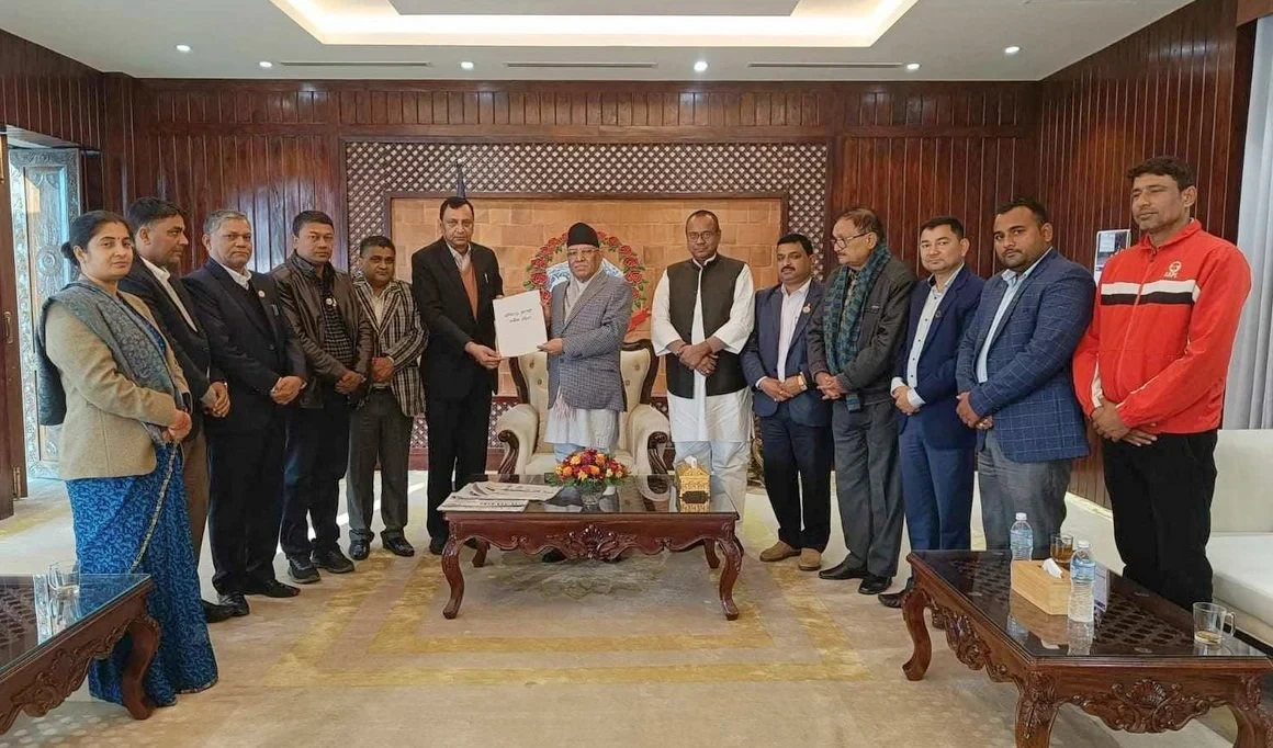 प्रधानमन्त्री र मधेस सरकारका प्रतिनिधिहरूबिच भेटघाट