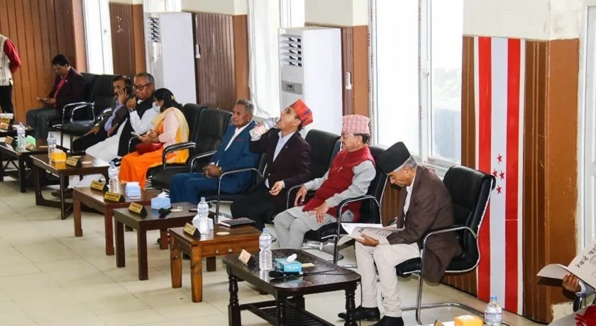 कांग्रेसको पदाधिकारी र पूर्वपदाधिकारीको बैठक बस्दै