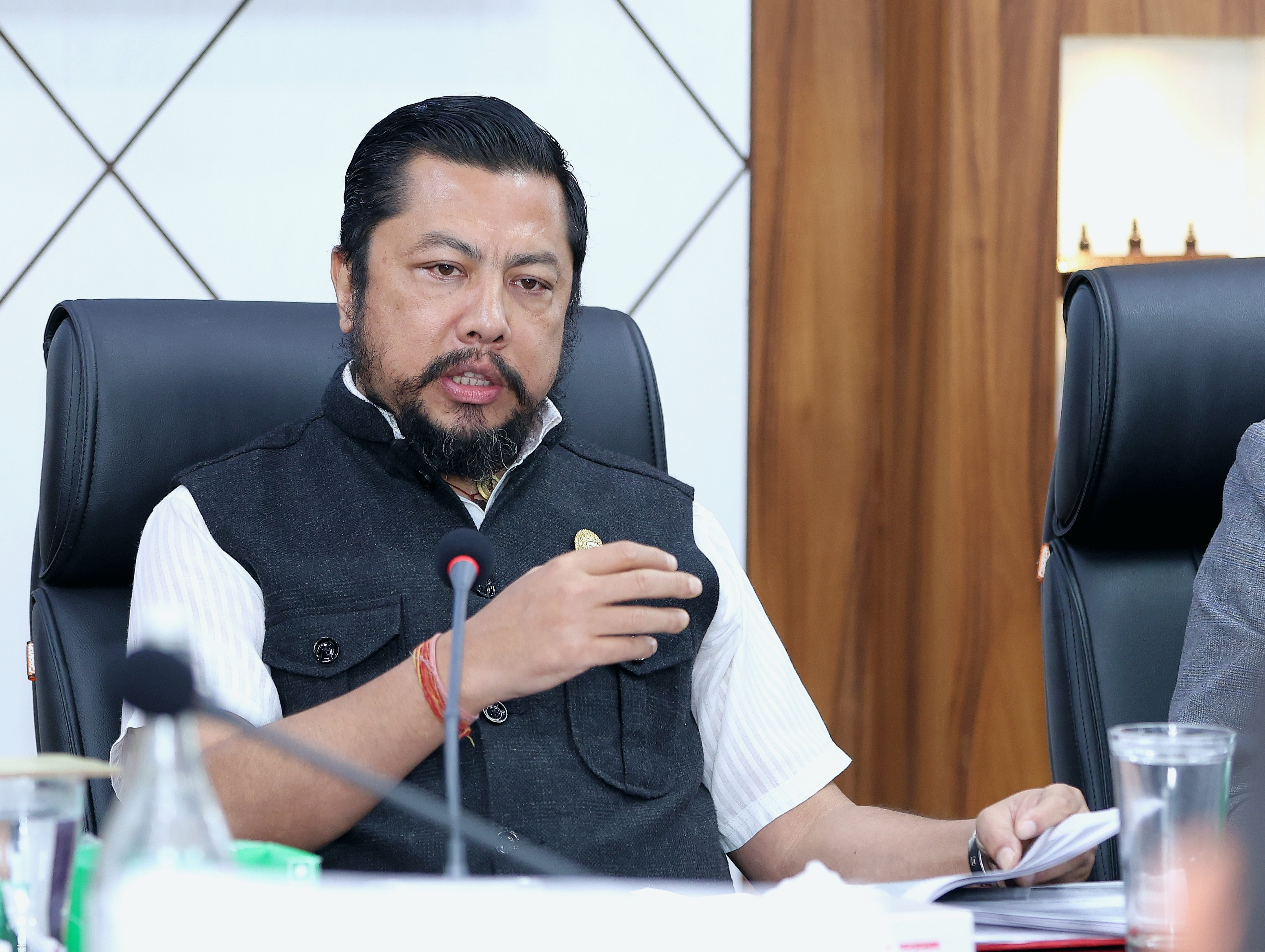 ‘एलनिनो’ले जलविद्युत्, सिँचाइ र समग्र खाद्य सुरक्षामा गम्भीर असर पार्दैछ, पूर्वतयारीमा जुटौं : ऊर्जामन्त्री श्रेष्ठ