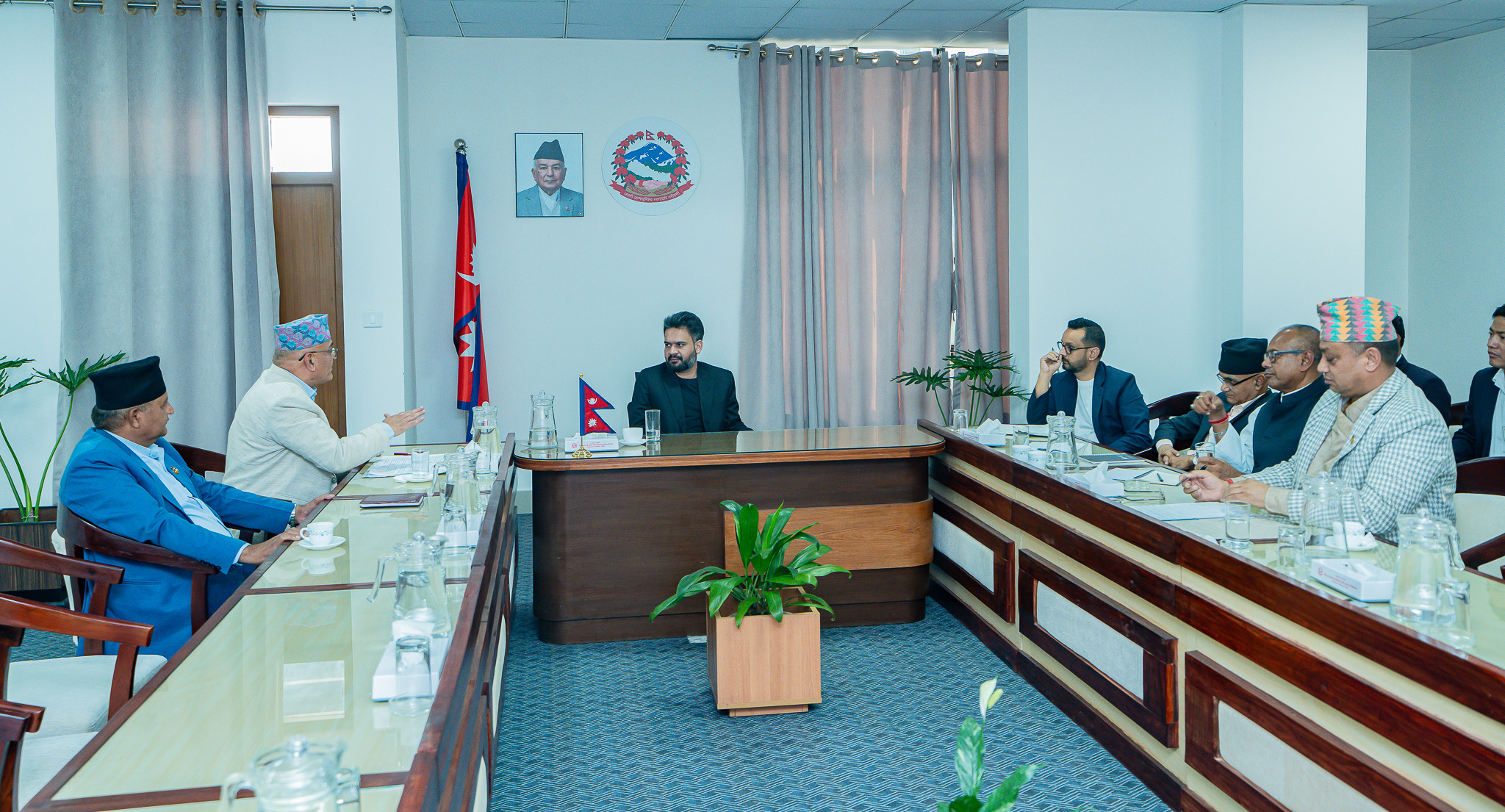 प्रधानमन्त्री शाहसमक्ष प्रशासनिक, व्यावहारिक तथा नीतिगत जटिलताबारे मुख्यमन्त्रीहरूको गुनासो