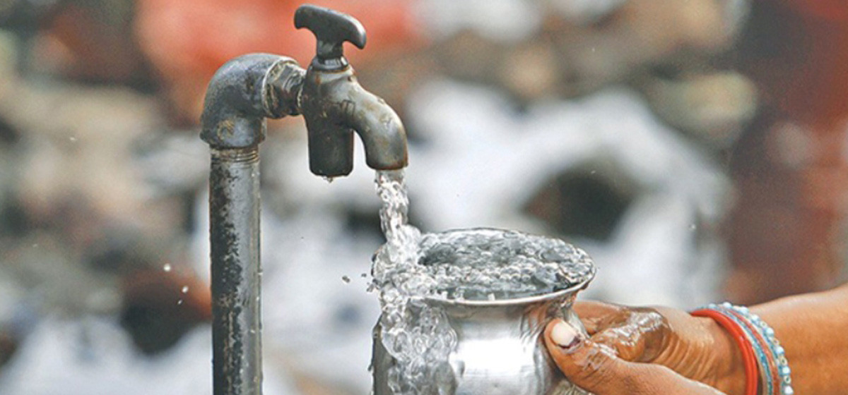 विपन्न परिवारलाई पिउने पानीको व्यवस्था