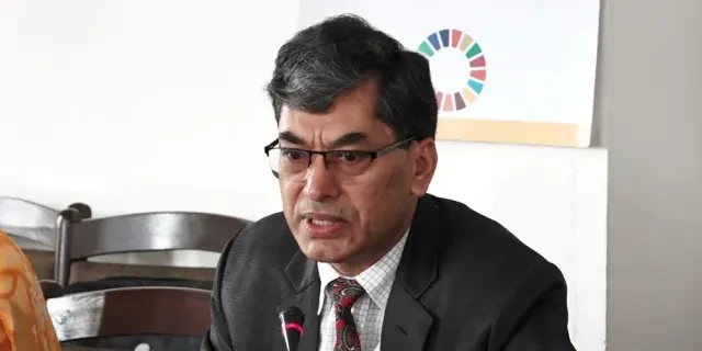 १६ औं आवधिक योजनाले उत्पादन र रोजगारीलाई प्राथमिकता दिएको योजना आयोगका उपाध्यक्ष डा. श्रेष्ठको भनाइ