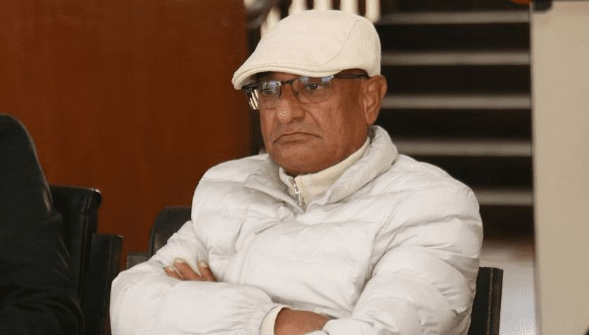 पूर्वगृहमन्त्री रमेश लेखकलाई पक्राउ गर्नुको कारण पेस गर्न सर्वोच्चको आदेश