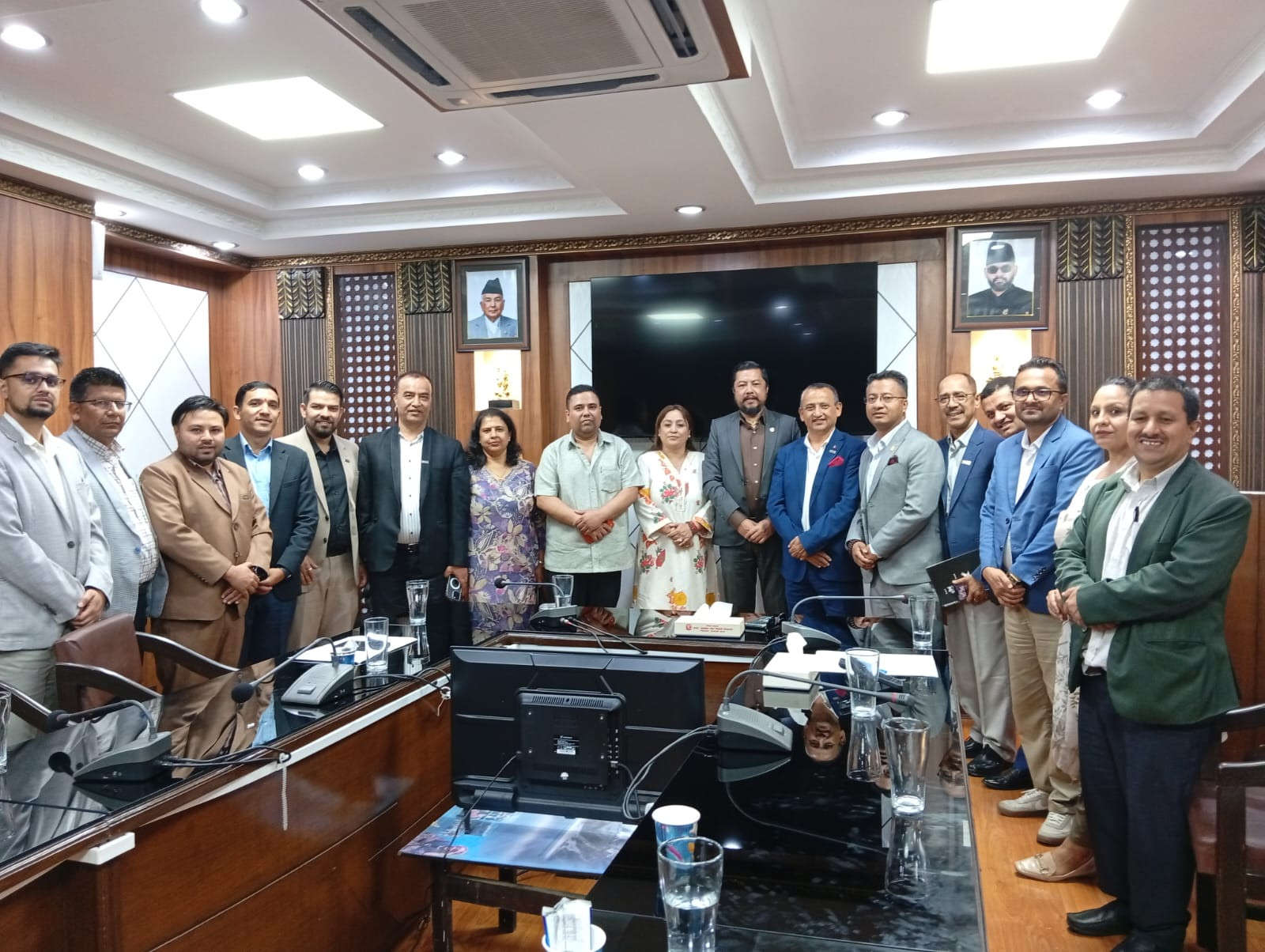 लाइसेन्स लिएर आयोजना रोक्ने प्रवृत्ति स्वीकार्य हुँदैन : ऊर्जा मन्त्री श्रेष्ठ