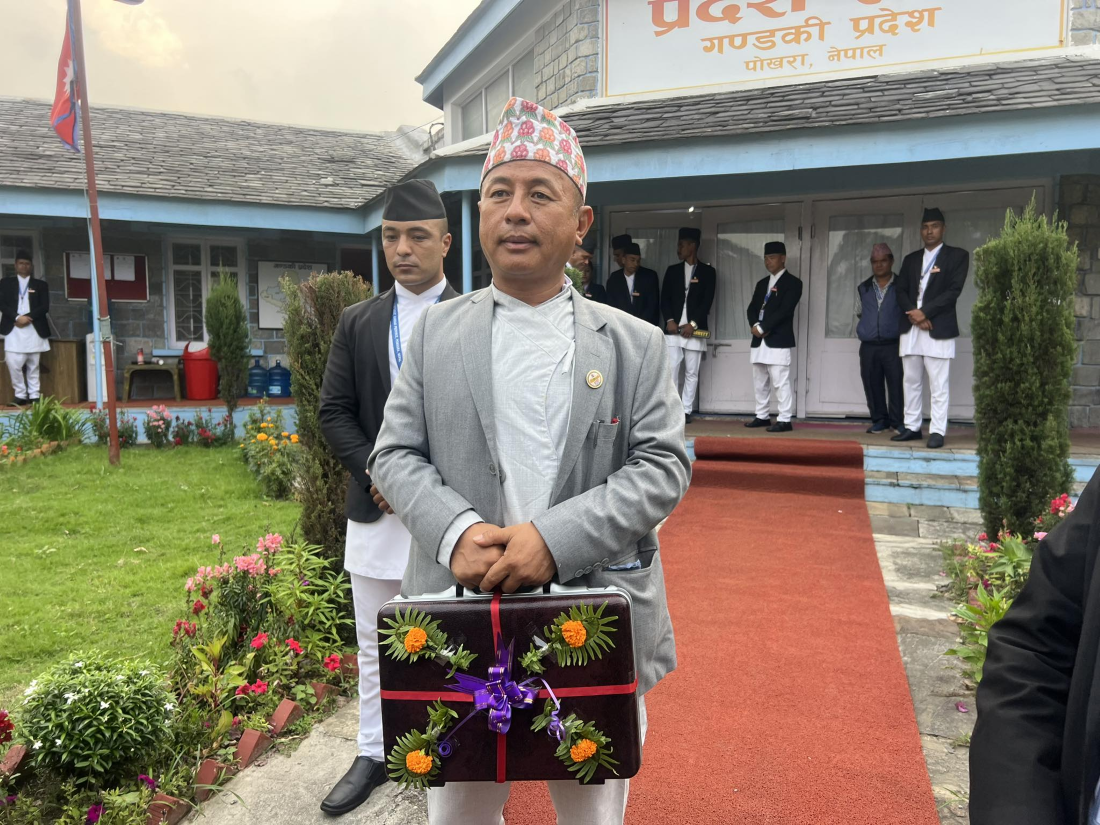 गण्डकी सरकारले ल्यायो ३३ अर्बको बजेट