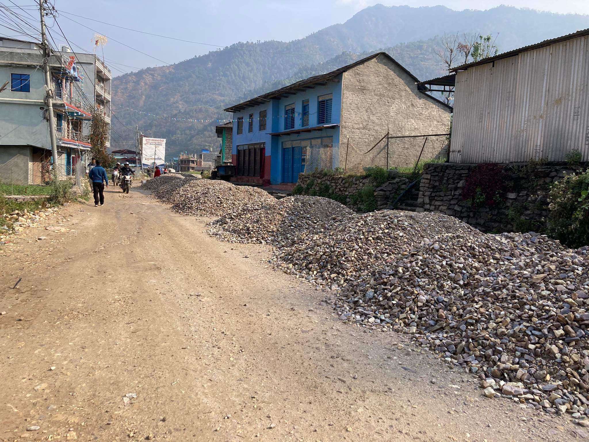 हटिया–ताराखोला सडकः म्याद सकियो, सकिएन कालोपत्रे