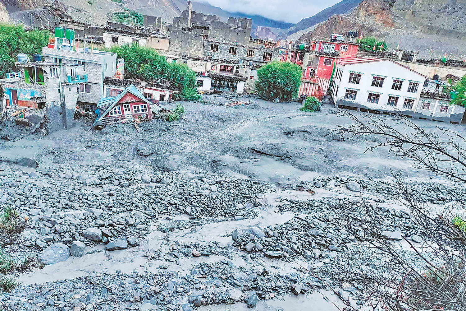 बाढीले क्षति पुर्‍याएको कागबेनीको पुनःनिर्माण  सुरु
