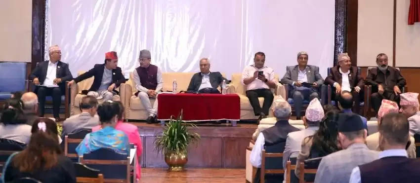 कांग्रेस बैठकमा सांसद शर्मा पक्राउबारे उठ्यो आवाज
