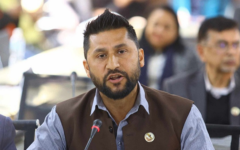 रवि लामिछानेलाई सांसदबाट निलम्बन गर्न नमिल्ने रास्वपाको जिकिर