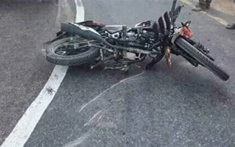 कैलालीमा भएको मोटरसाइकल दुर्घटनामा तीनको मृत्यु, एक जना घाइते