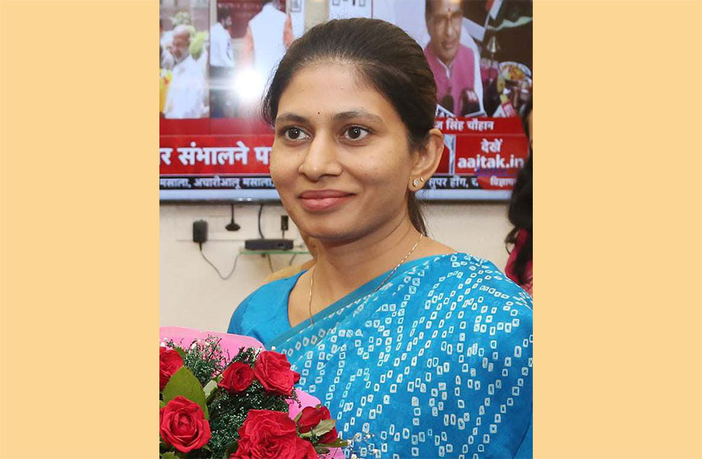 दुर्घटनाका घाइतेलाई भेट्न भारतका युवा राज्यमन्त्री काठमाडौंमा