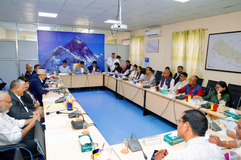 सहकारीमार्फत हुने मल वितरण राजनीति भयो, वितरणको जिम्मा स्थानीय तहलाई दिनुपर्छ: सांसदहरु