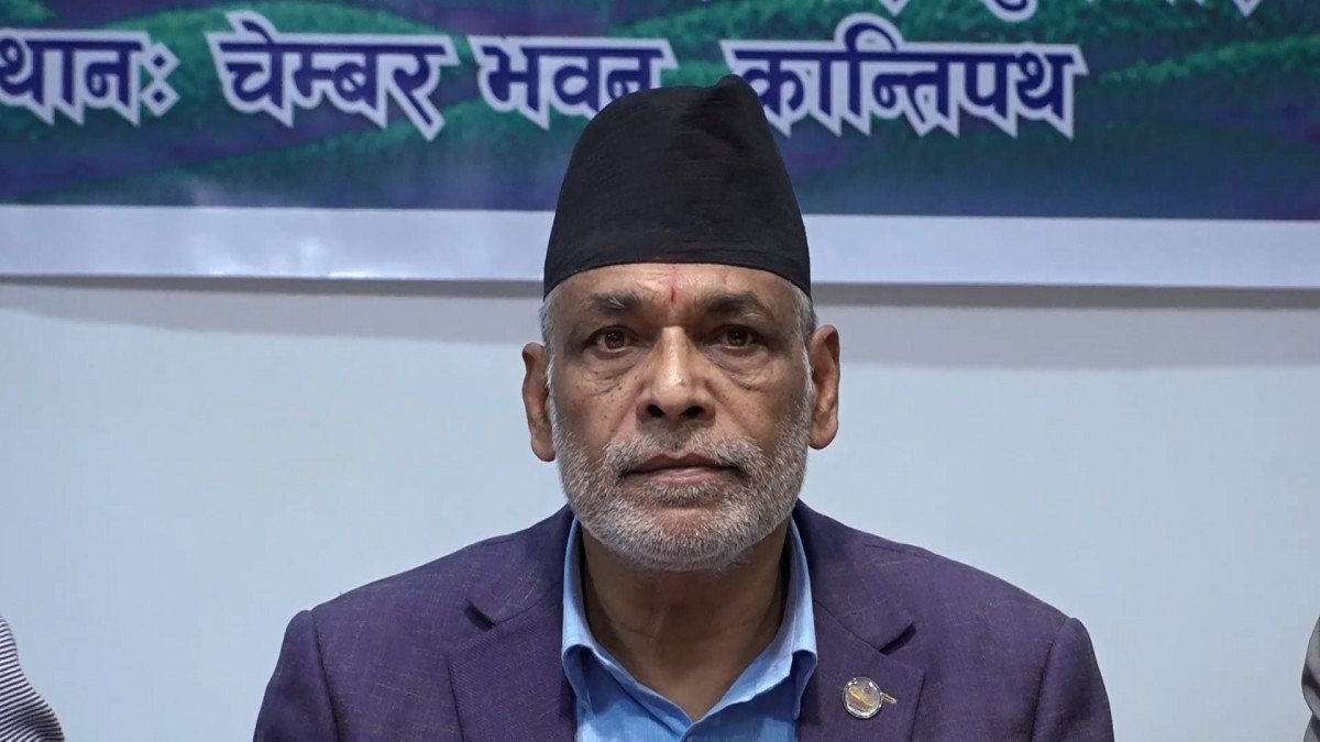 कृषिमन्त्री अधिकारीले दिए सरकारबाट राजीनामा