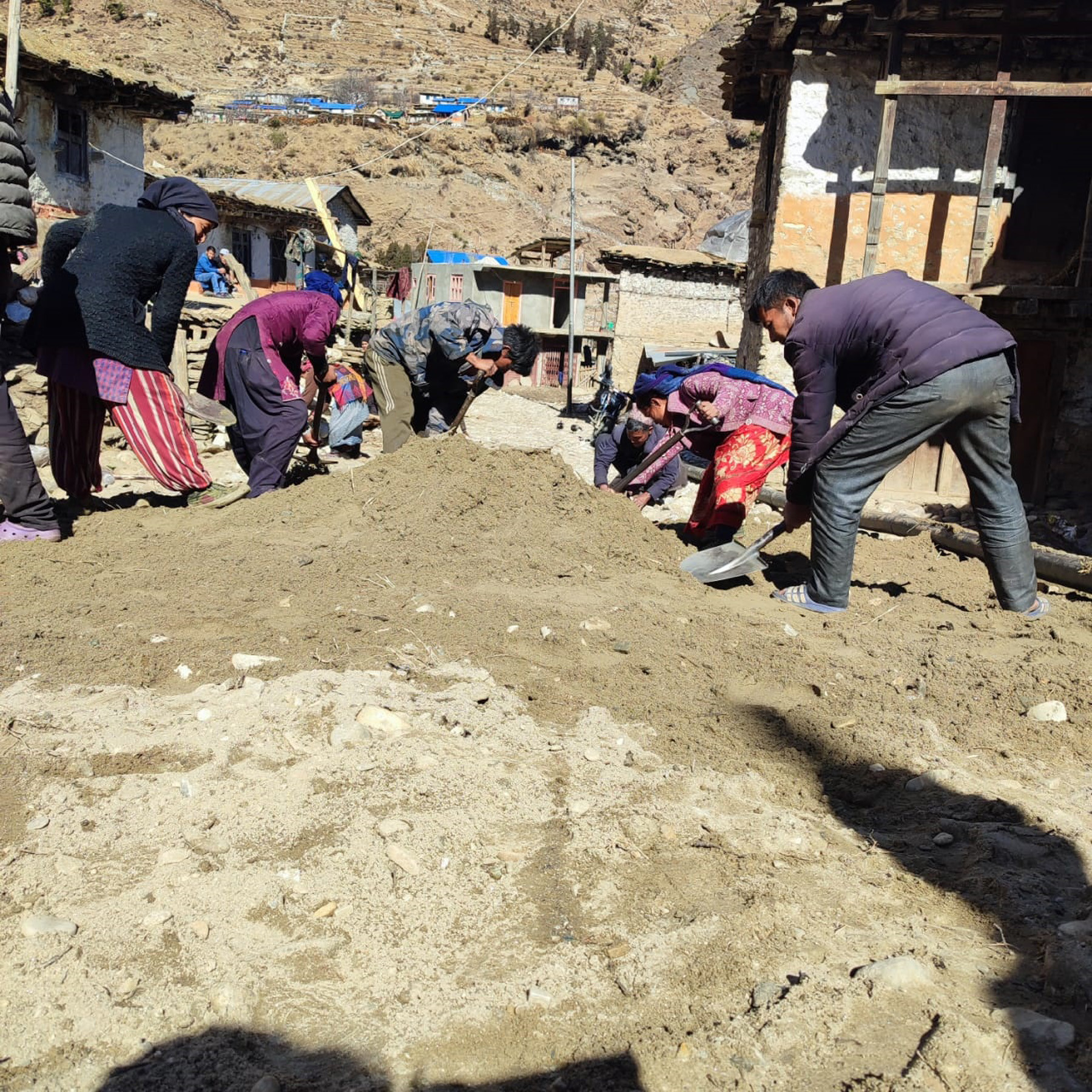 सडक निर्माण