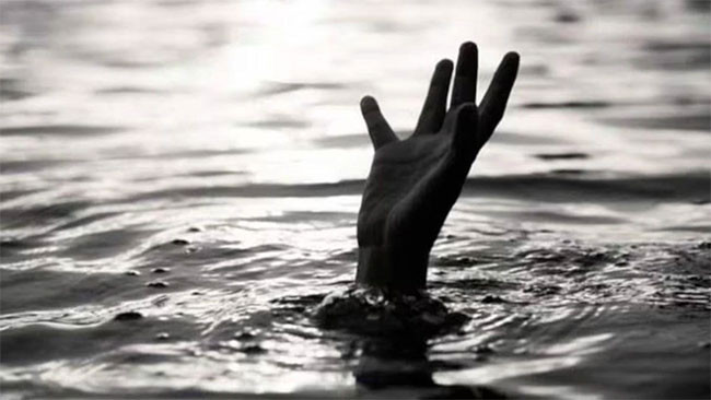 भारतमा ३७ बालबालिकासहित ४६ जनाको डुबेर मृत्यु