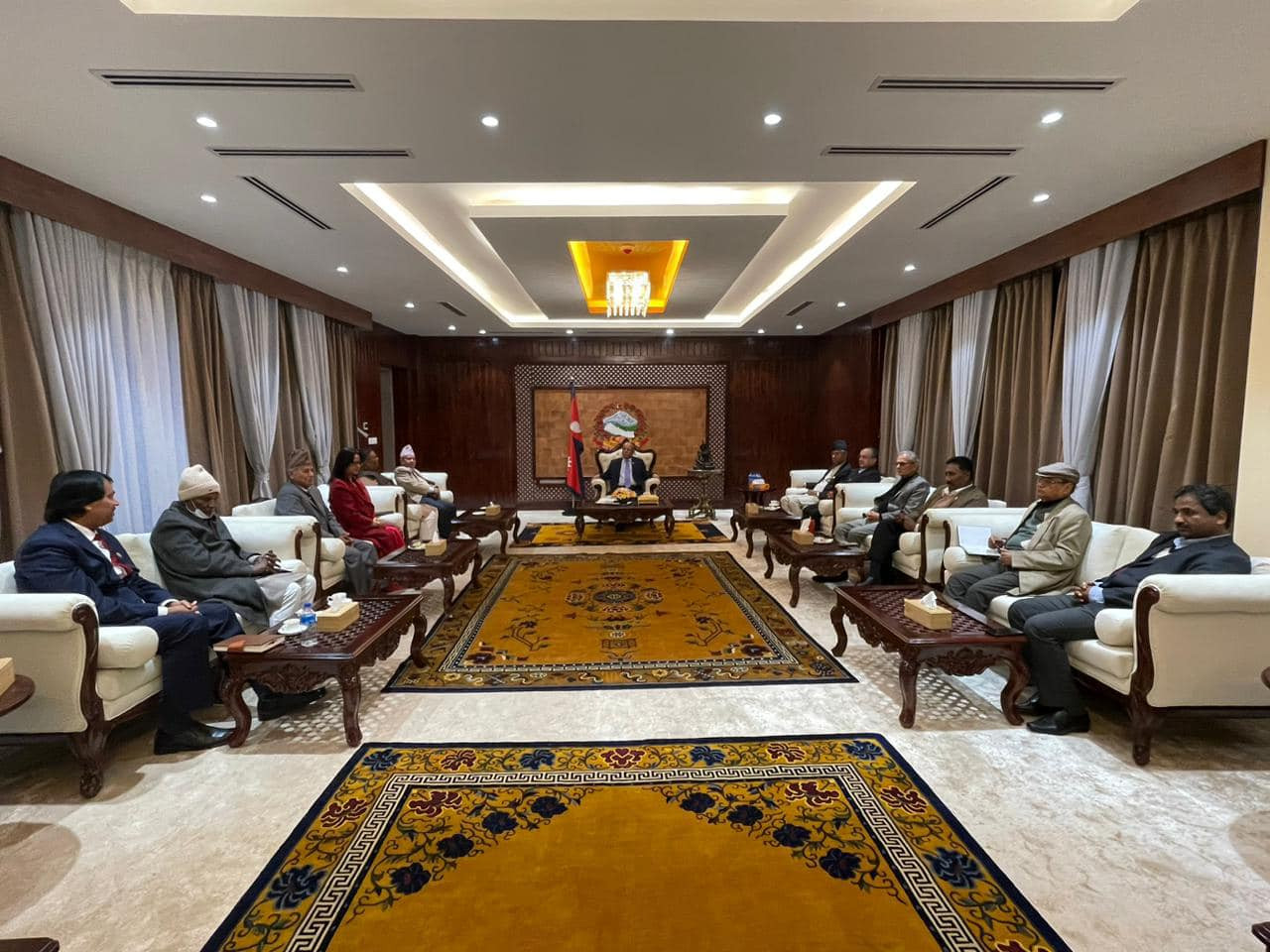 १० दलीय गठबन्धनको बैठक बस्दै, मन्त्रालयको भागबण्डा टुंगिने