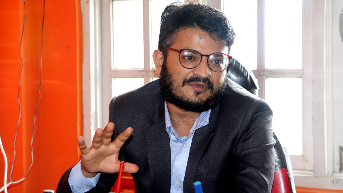 साधारण सदस्यसमेत नरहने गरी रास्वपाले मुकुल ढकाललाई हटायो