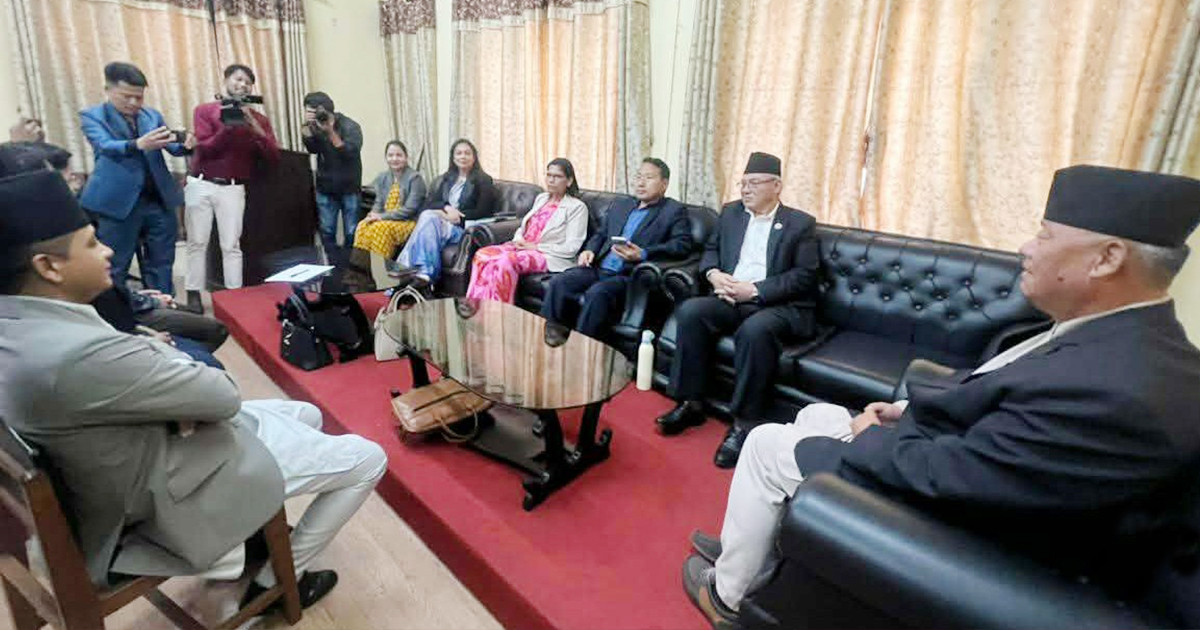 नेपाली कांग्रेसले बोलाएको विपक्षी दलहरूको बैठक सुरु
