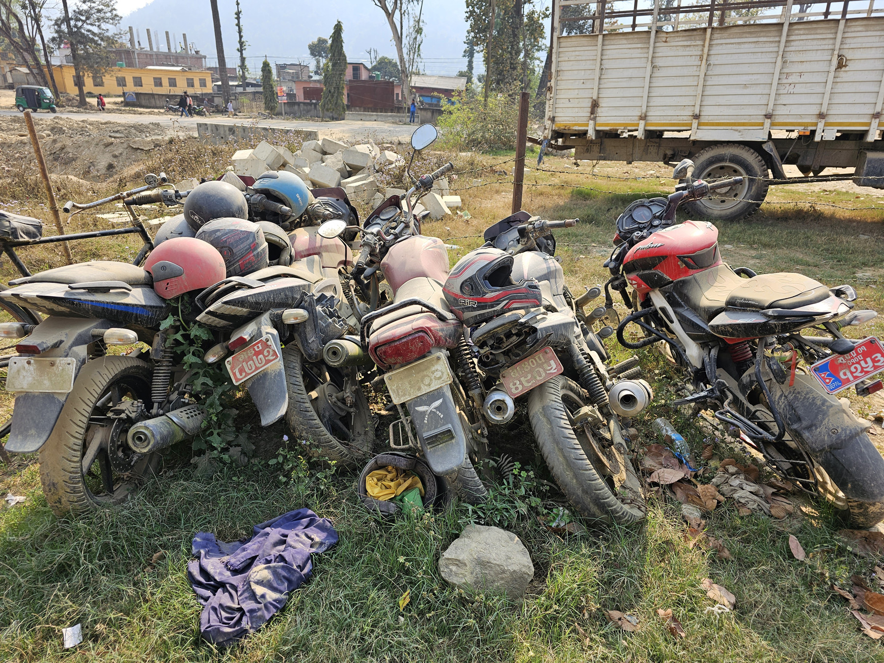 प्रहरीले खोज्न थाल्यो बेवारिसे मोटरसाइकलका धनी