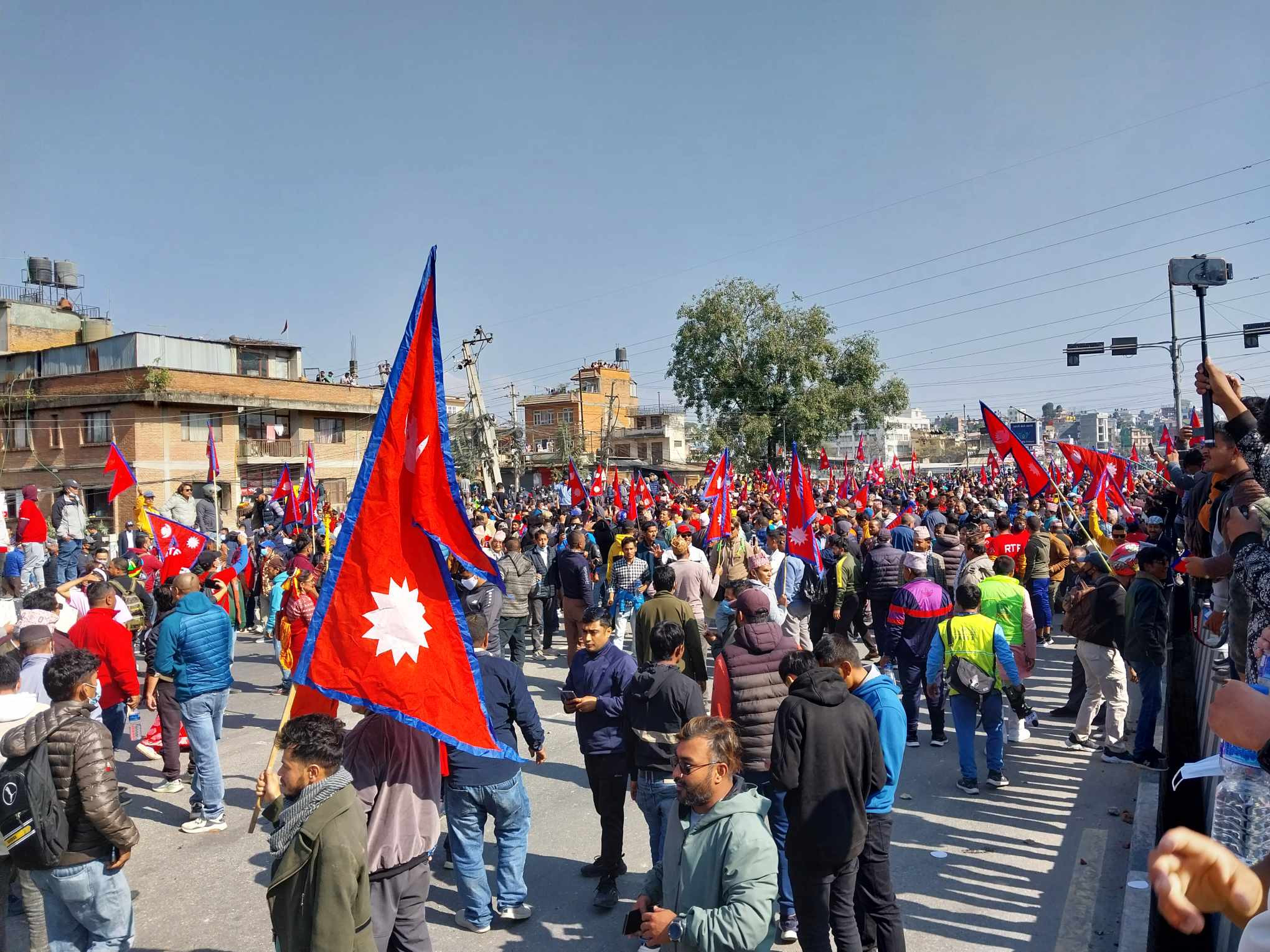 झडपमा केही प्रदर्शनकारी घाइते