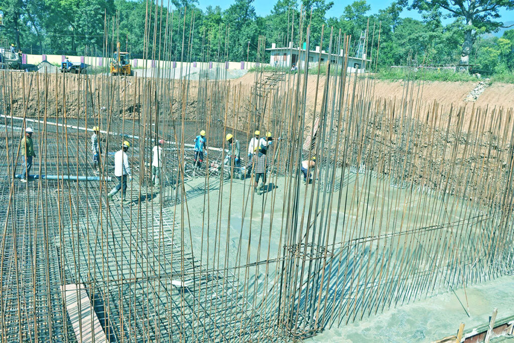 खेल पूर्वाधार निर्माण धमाधम