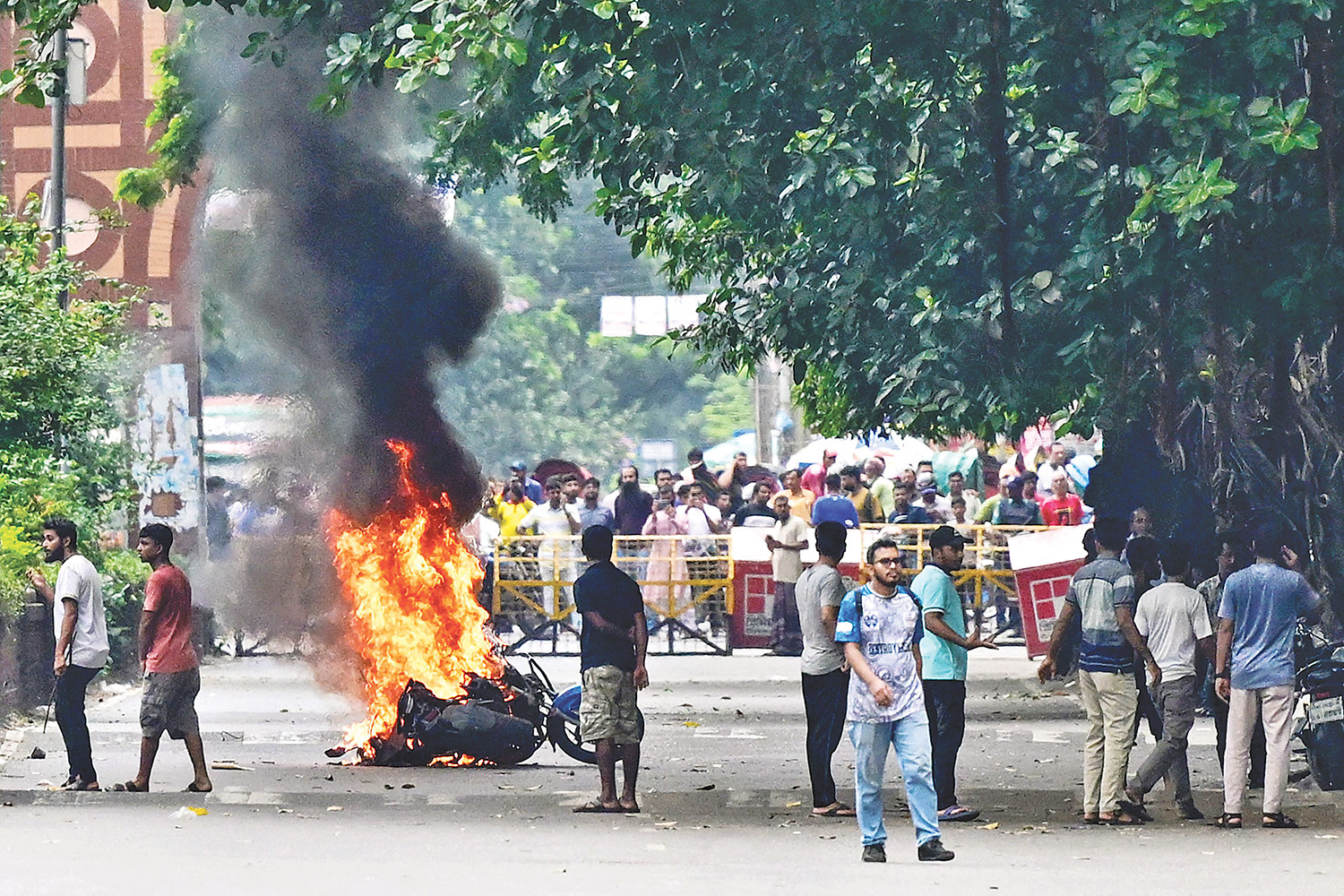 बंगलादेश आन्दोलन अपडेट : मृतक संख्या १९ पुग्यो, पत्रकारको पनि गयो ज्यान