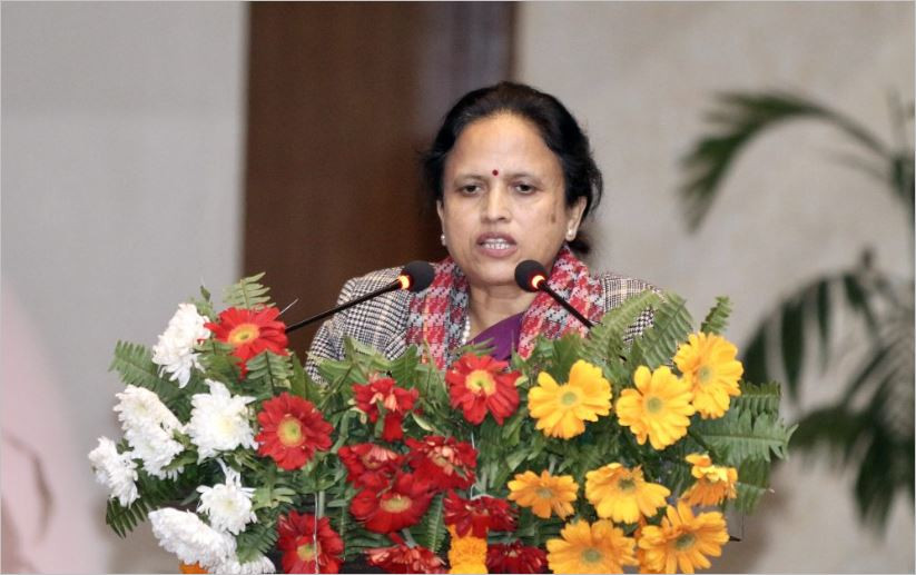 मन्त्री शर्मा भन्नुहुन्छ, “सूचना प्रविधिको प्रयोग बढ्दो, तर राजस्व घट्दो किन ?”