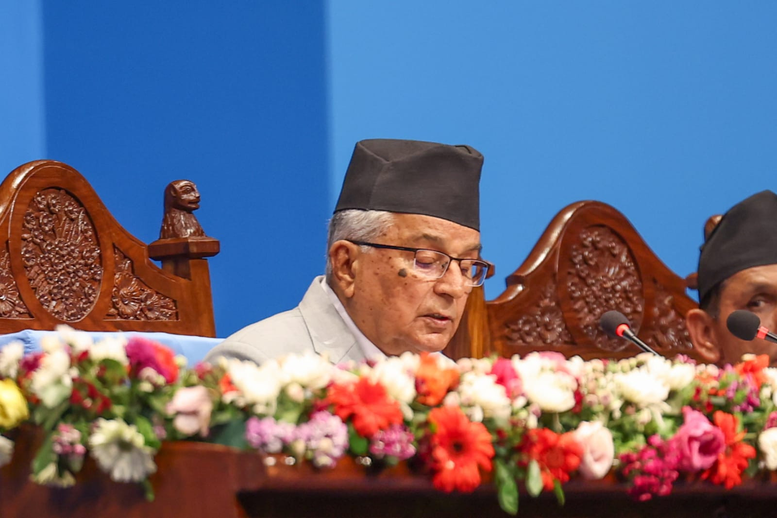 सरकारले उच्चस्तरीय आर्थिक सुधार सुझाव आयोगको प्रतिवेदन आर्थिक वर्ष २०८२/०८३ मा कार्यन्वयन गर्ने घोषणा