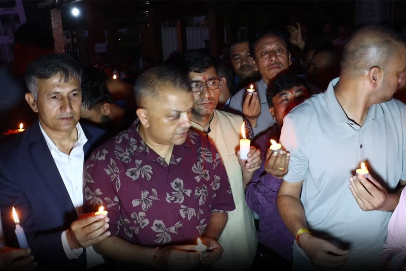 जेनजी शहीदको सम्झनामा काँग्रेस काठमाडौँ महानगरद्वारा दीप प्रज्वलन