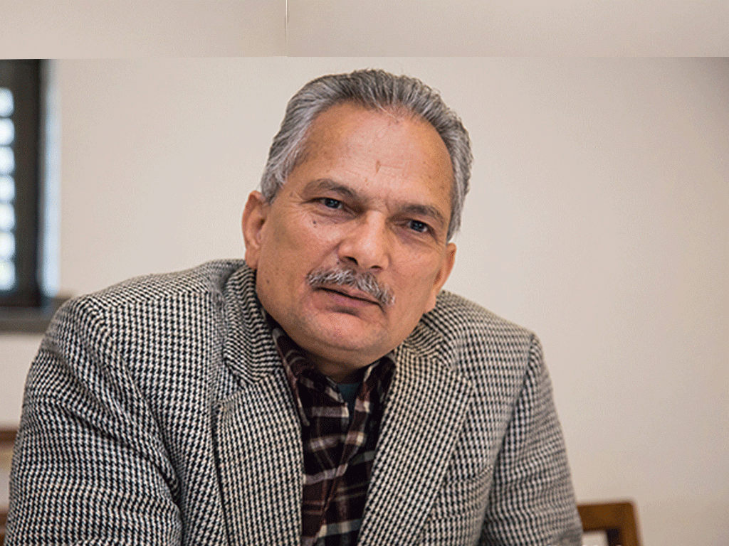 ‘नेपालीको असन्तुष्टि ओली सरकारसँग हो, लोकतन्त्रसँग होइन’-डा. बाबुराम भट्टराई