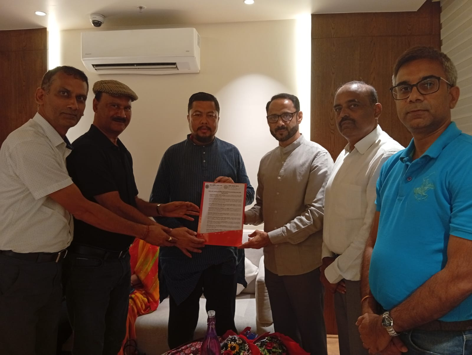 वर्षायामको अतिरिक्त विद्युत् स्वदेशमै खपत बढाउन सहुलियत महसुलको तयारी : मन्त्री श्रेष्ठ