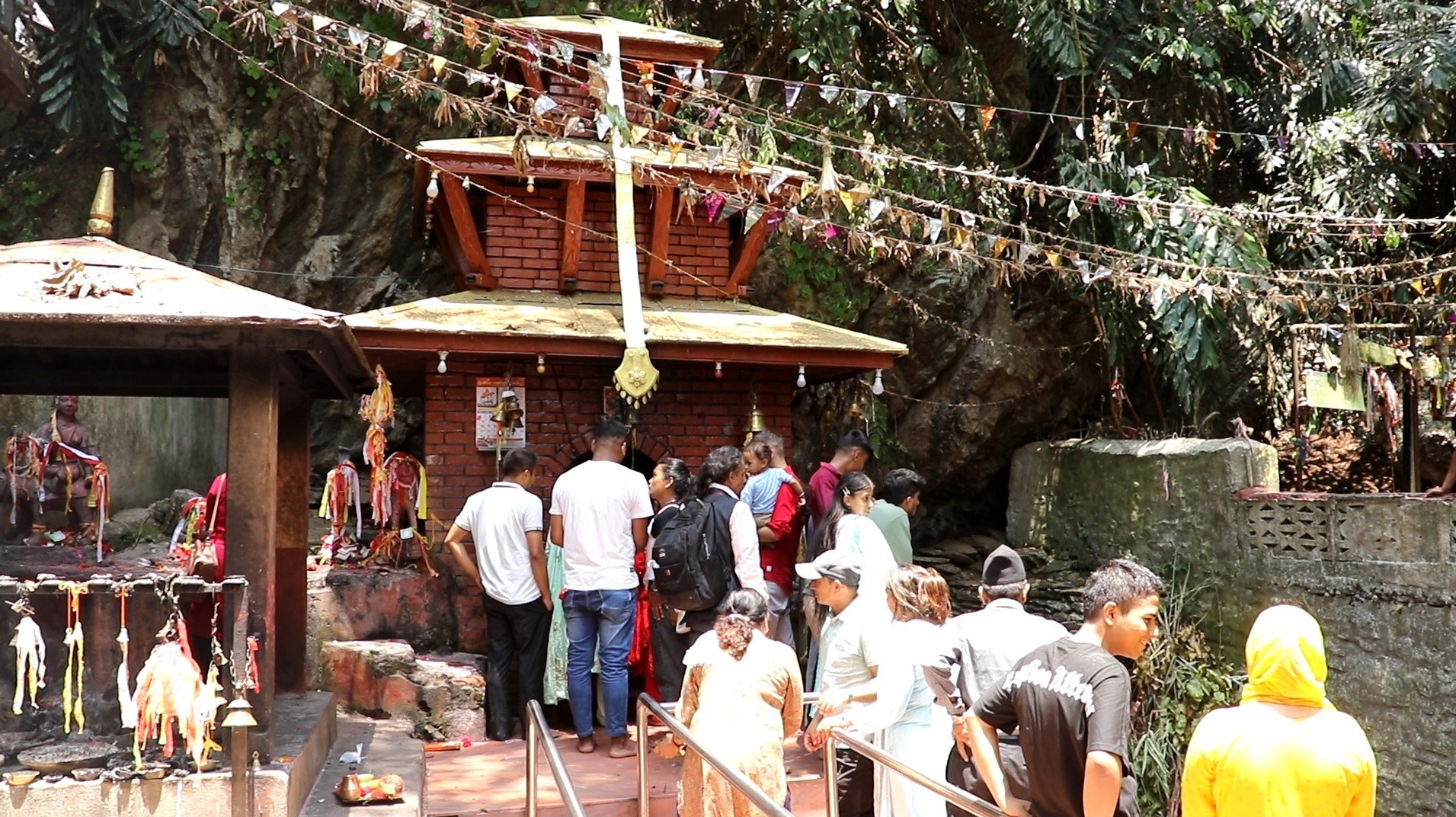 ढोरबाराहीमा पर्यटकको आकर्षण बढ्दै