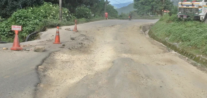 धुलिखेल–खावा सडक निर्माण कम्पनीलाई सात दिनको म्याद