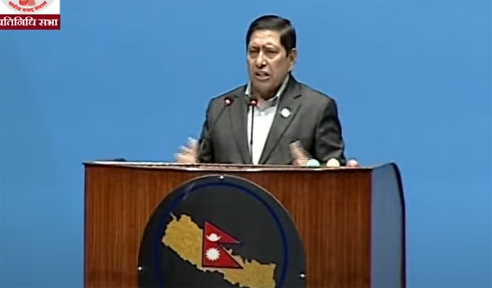 मिटरब्याजीसम्बन्धी पुरानै विधेयक संसद्बाट पारित हुन्छः उपप्रधानमन्त्री श्रेष्ठ